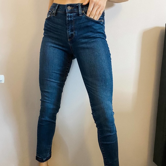 High Rise Banana Republic Dark Wash Skinny Jeans - Picture 1 of 8